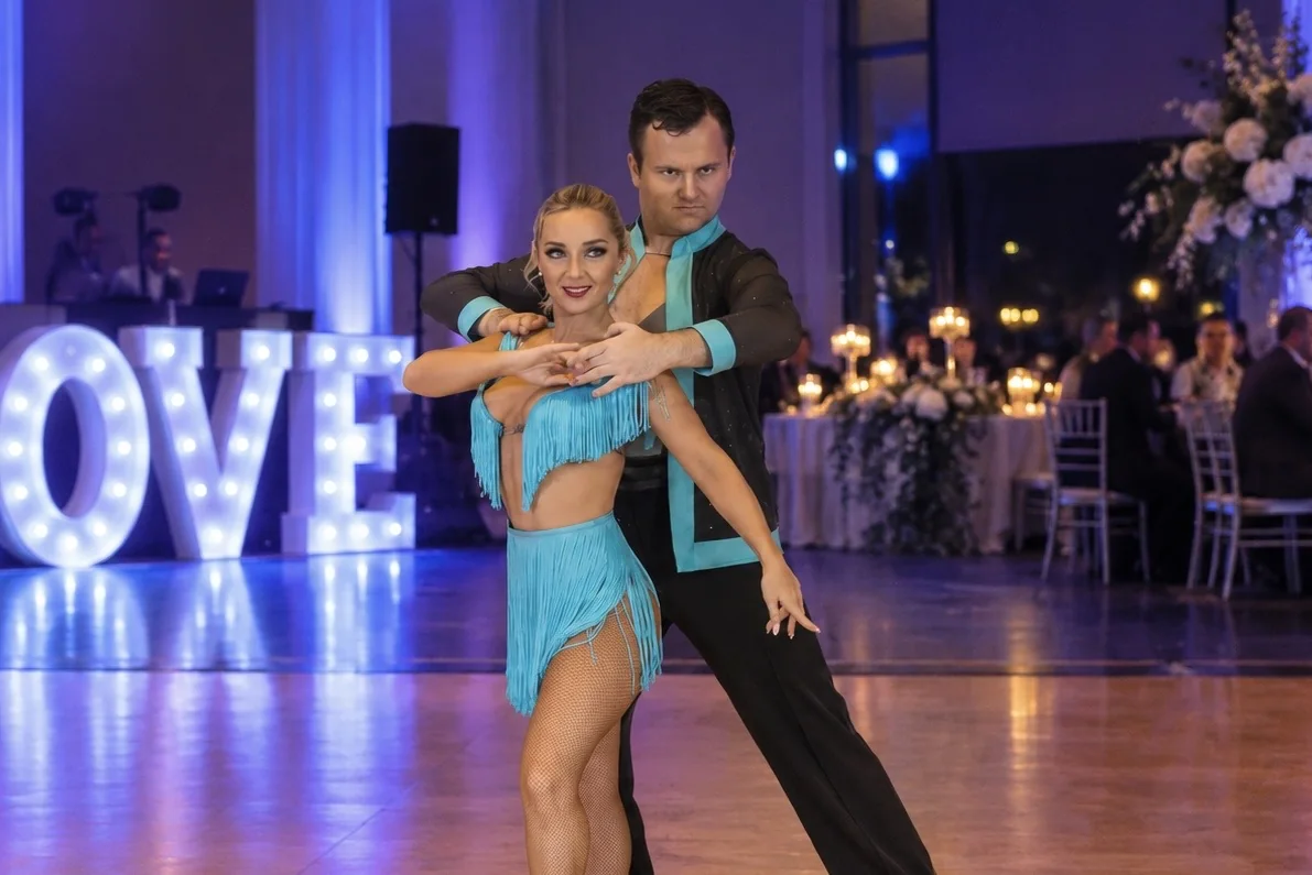 Latin dance couple performing wedding entertainment
